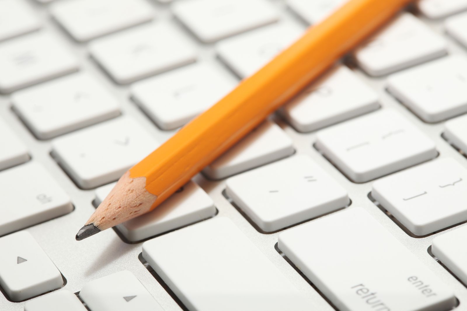 How to Create a Personal Connection Through Blog Writing