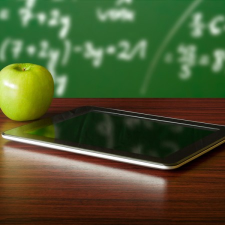 Keep Your Audience Engaged By Teaching Through Blogging