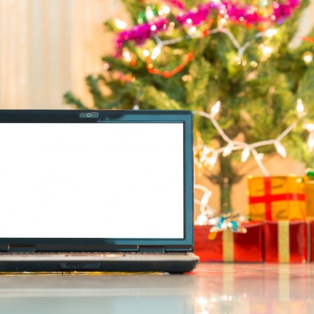 15 Holly, Jolly Blogging Ideas (BONUS: Getting-Started Intros)